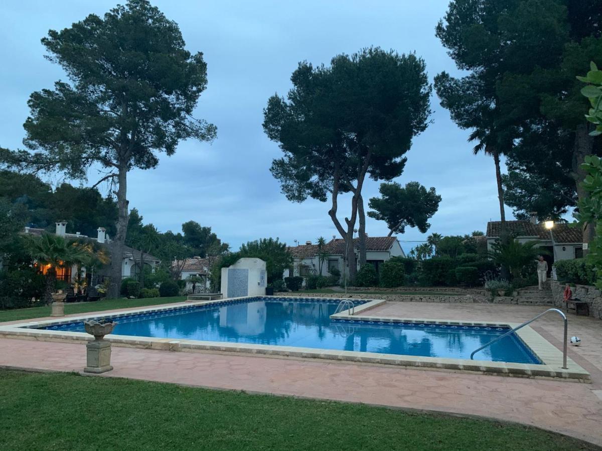 Bungalow Marquerite Moraira, 5 Minutes From Beach Teulada Eksteriør bilde