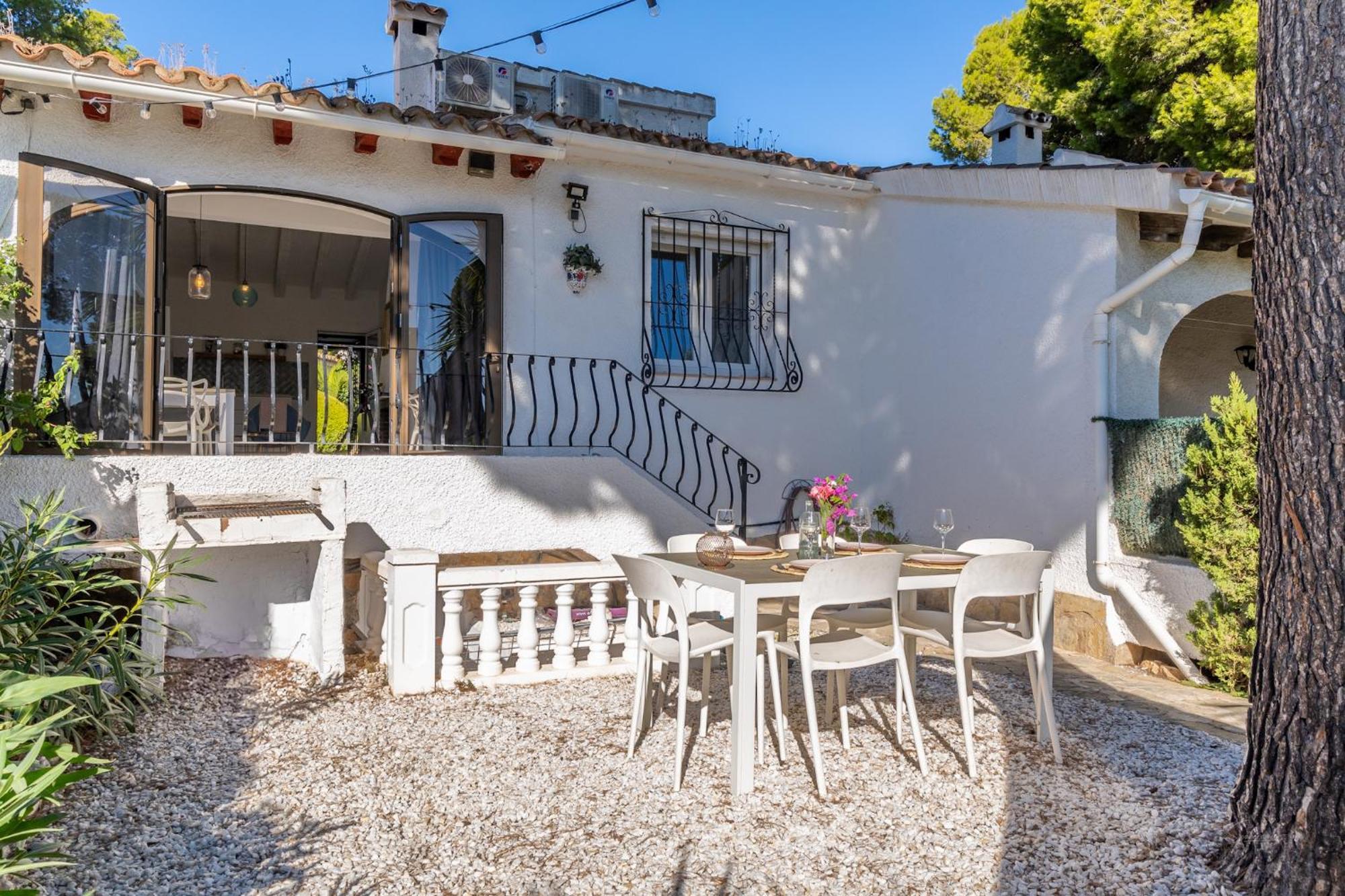 Bungalow Marquerite Moraira, 5 Minutes From Beach Teulada Eksteriør bilde
