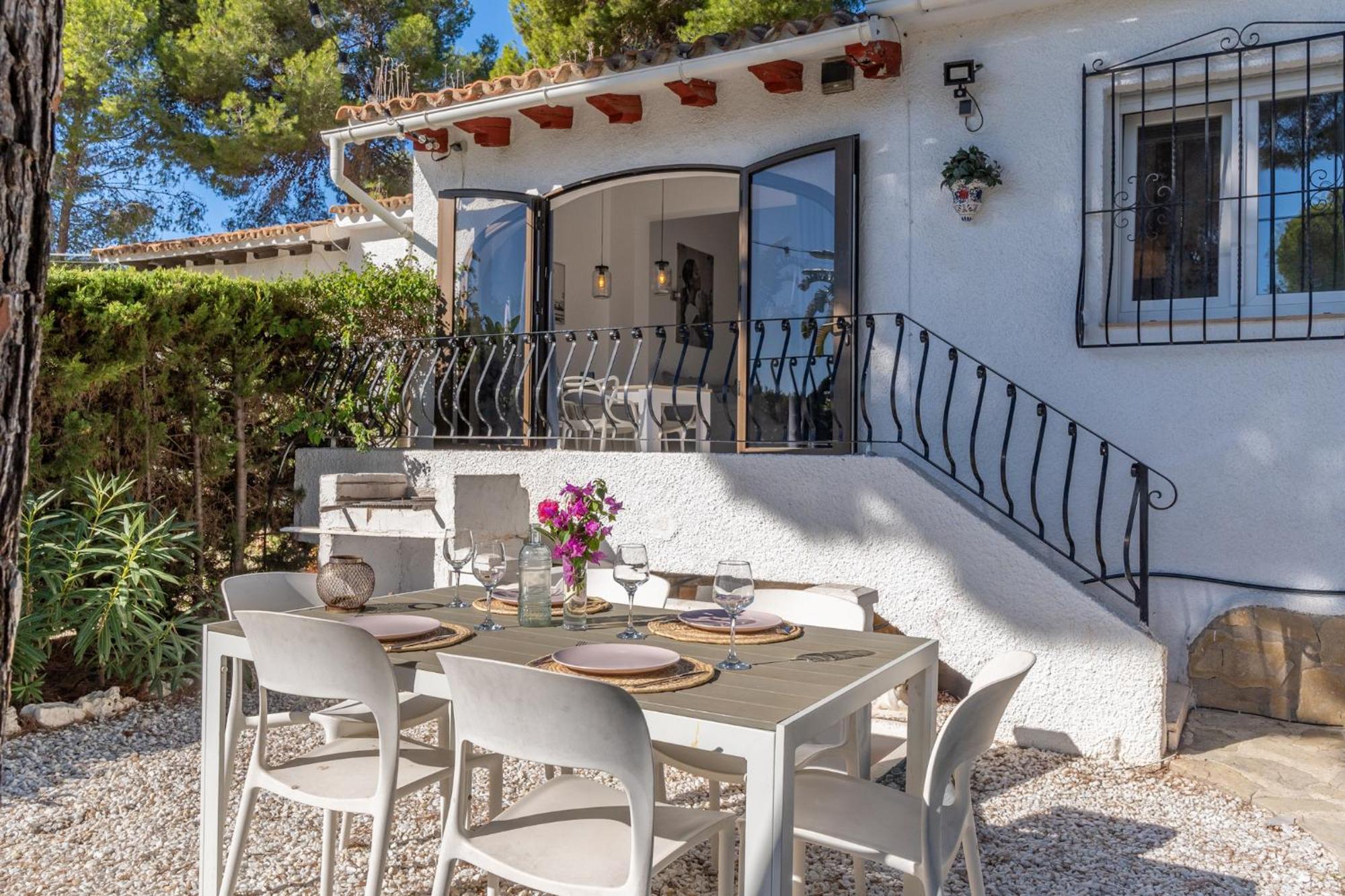 Bungalow Marquerite Moraira, 5 Minutes From Beach Teulada Eksteriør bilde